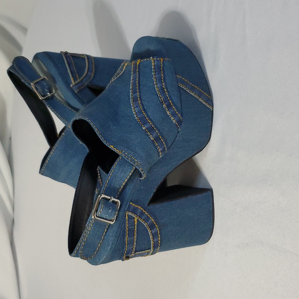Jeffrey Campbell NWOT Blue Denim Jeans Platform Disco Heels Size 9.5